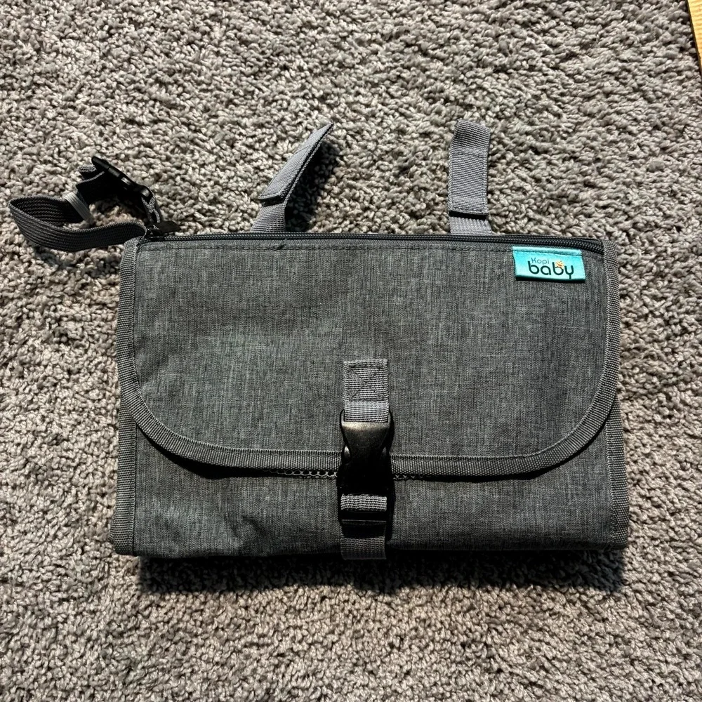 Kopi Baby Gray Hanging Diaper Organizer Travel Changing Station